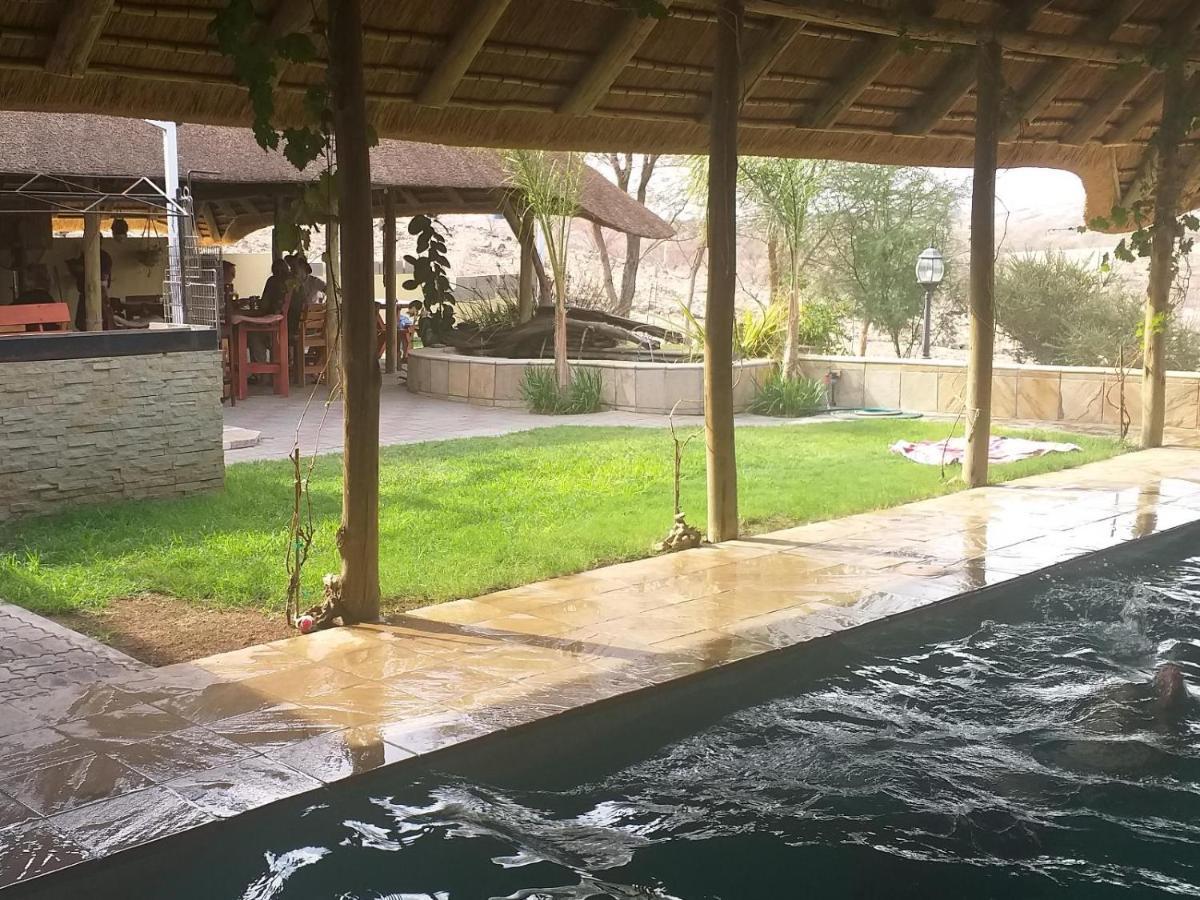 Hotel Uitkyk Guest Farm Usakos Exteriér fotografie